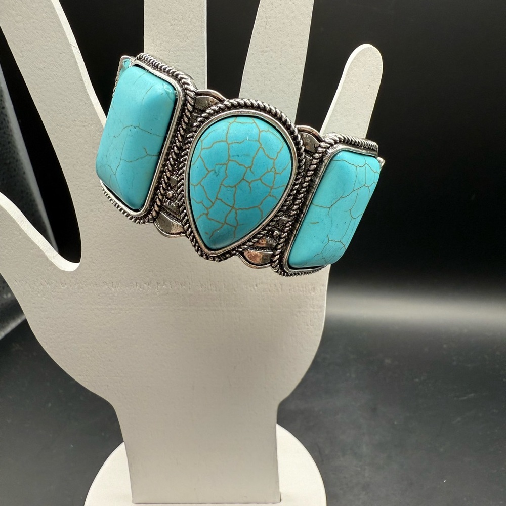 Turquoise Howlite Silver Women's Bracelet